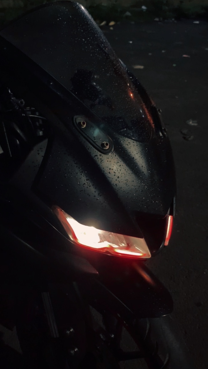 r15v3
