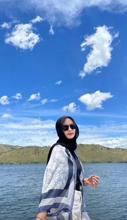 langit biru