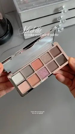 Eyeshadow palette