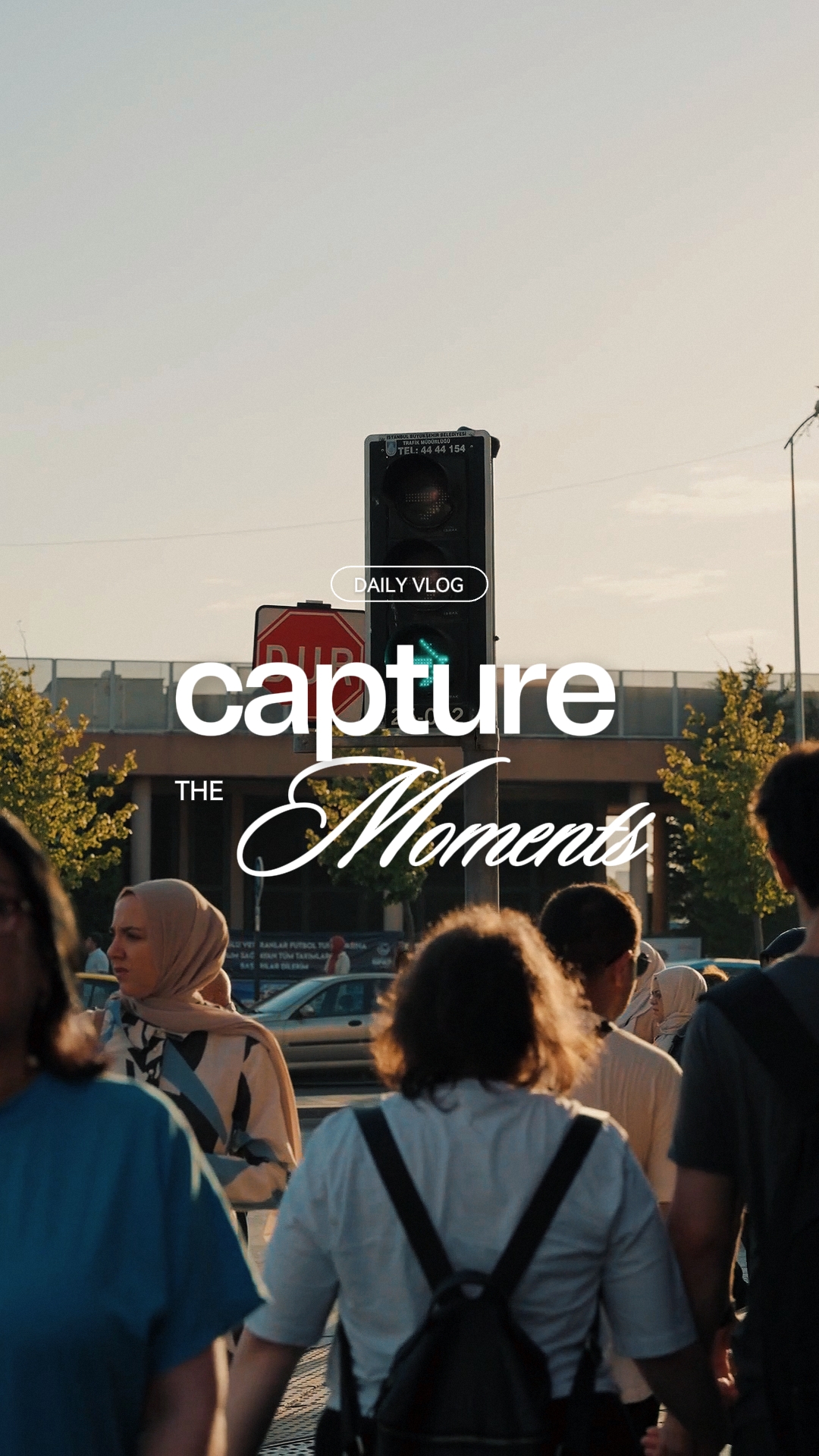 CAPTURE THE MOMENTS 