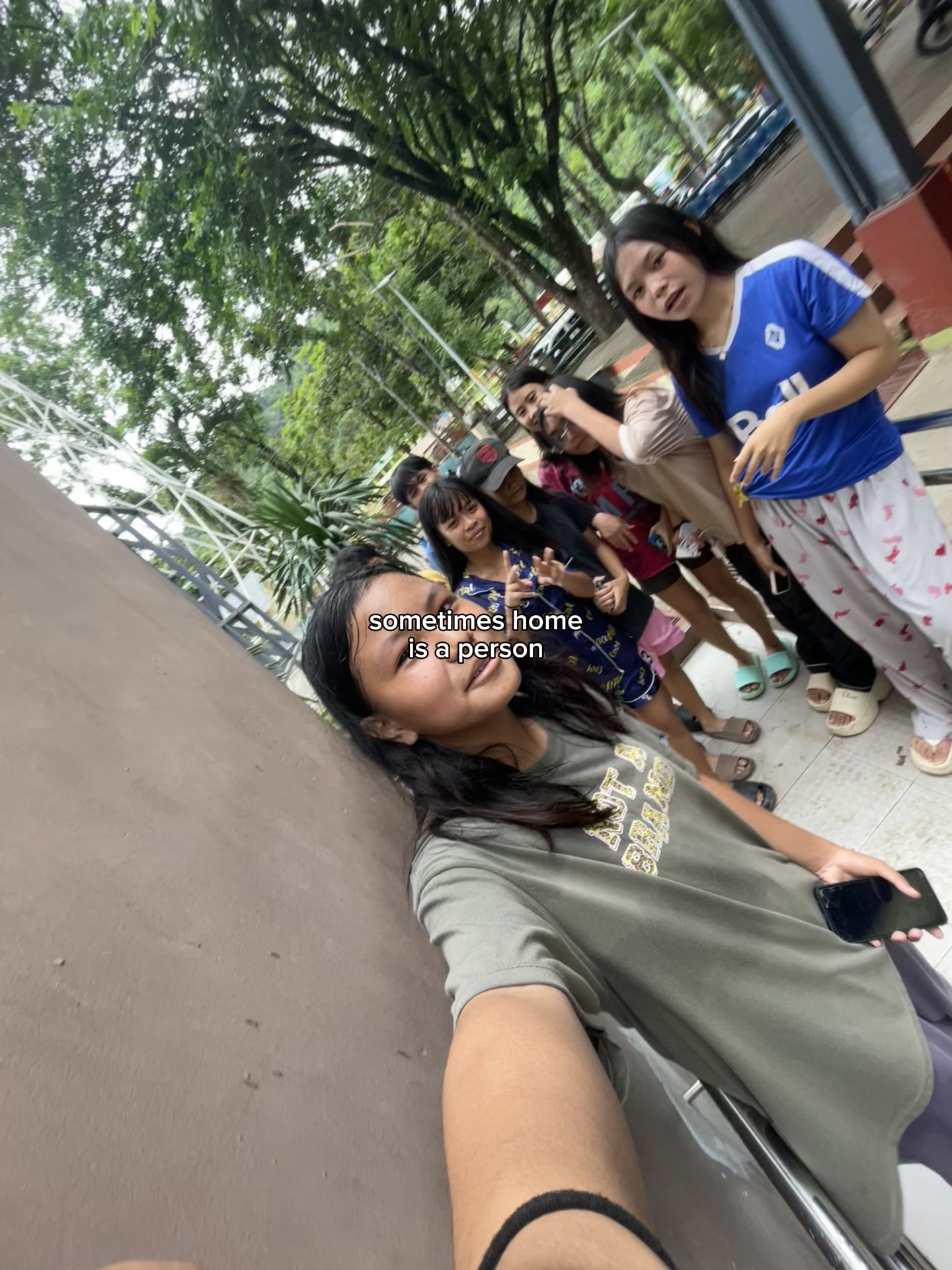 ur universum live pho