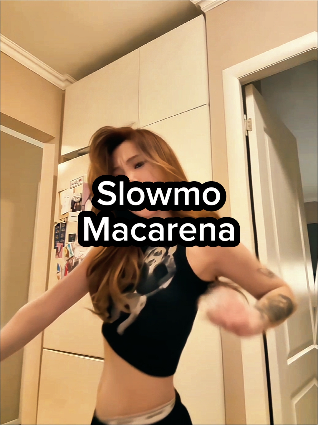 Slowmo Macarena