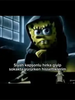 Siyah Kapşonlu Hırka