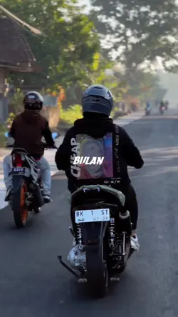 bulan dan ksatria
