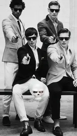 Group gang 