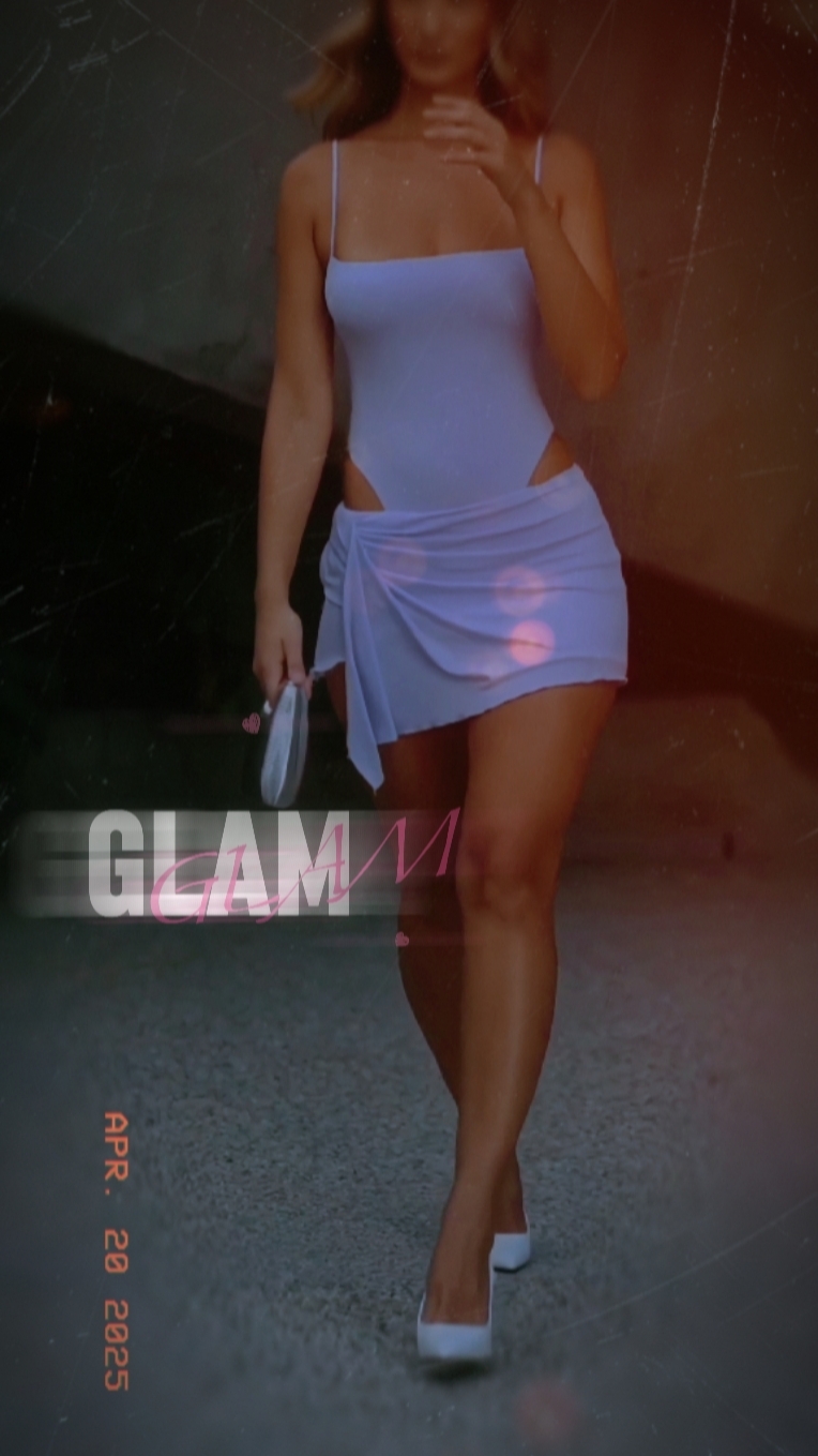 Walk Glam in Motion
