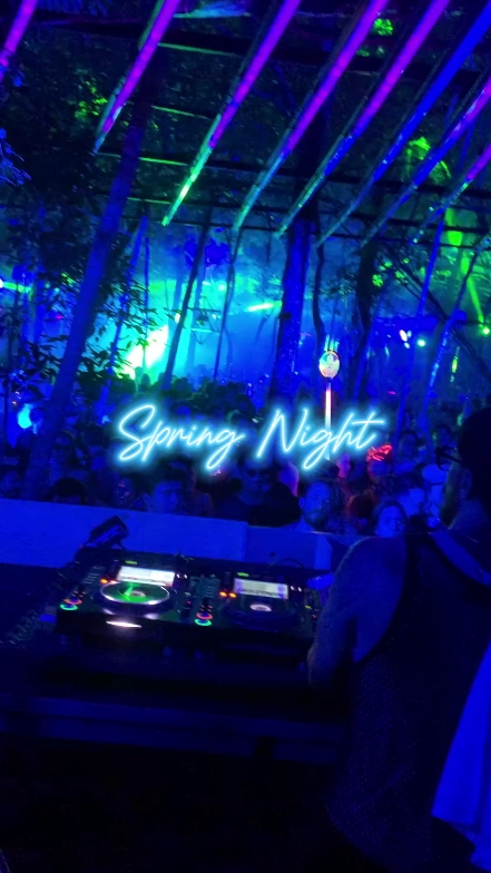 Noite de primavera
