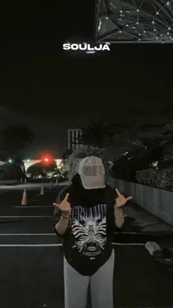 SouljaBoyOffInThisHo