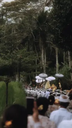 Balinese Ceremony 