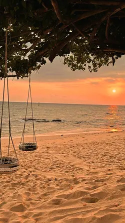 Relaxing on beach 🏖