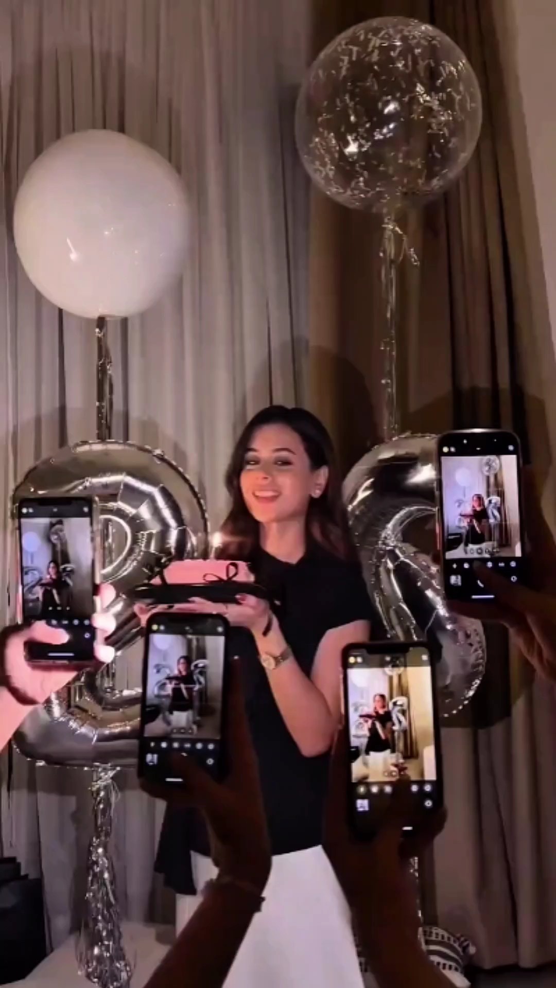 Vídeo feliz aniversário
