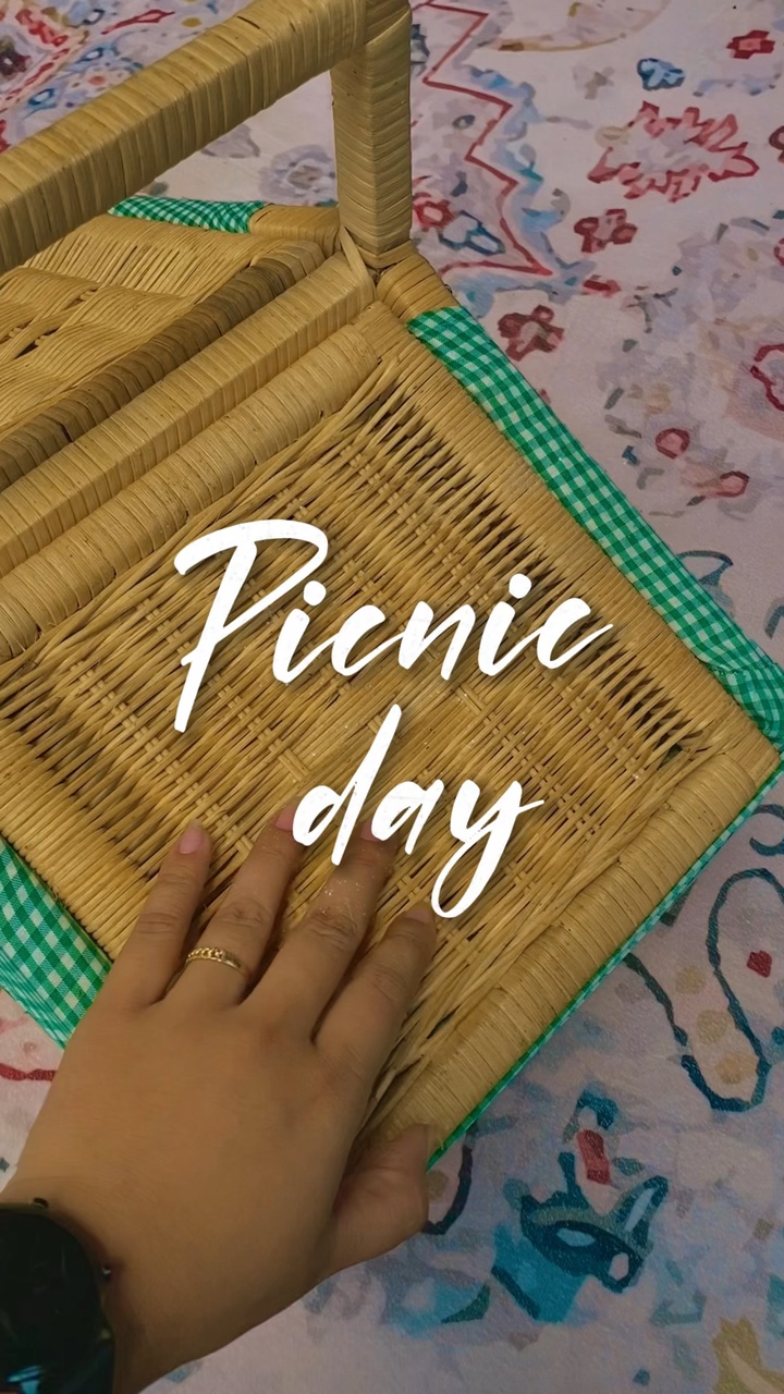 Its picnic day