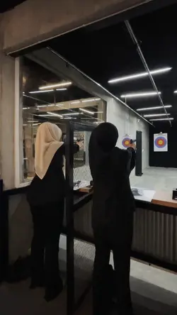 girls therapy ☠️🤘🏻