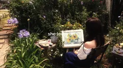 she loves art