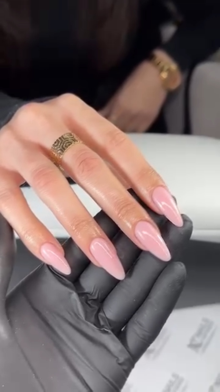 NAILS 