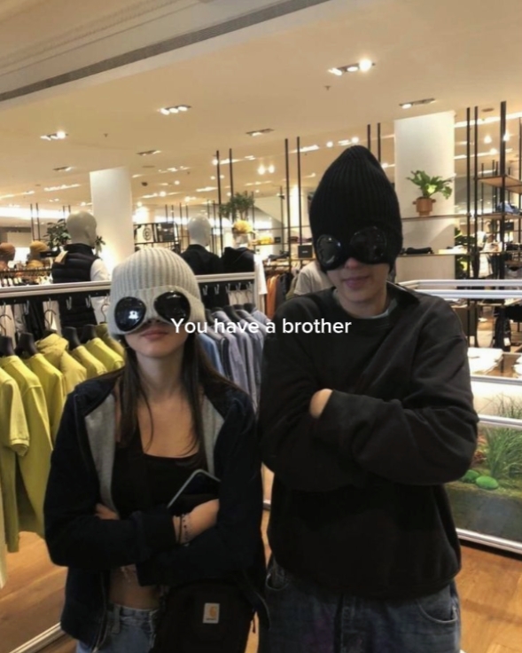 Tienes un hermano 