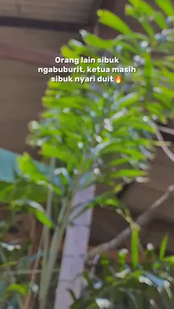 Orang lain ngabuburi