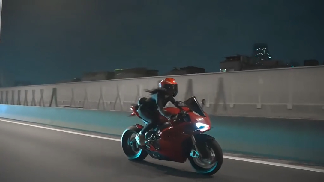 MOTOR RIDES