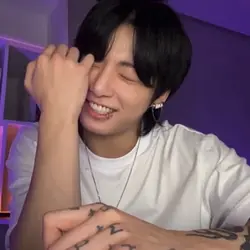 Whoβs your bias? β₯οΈ