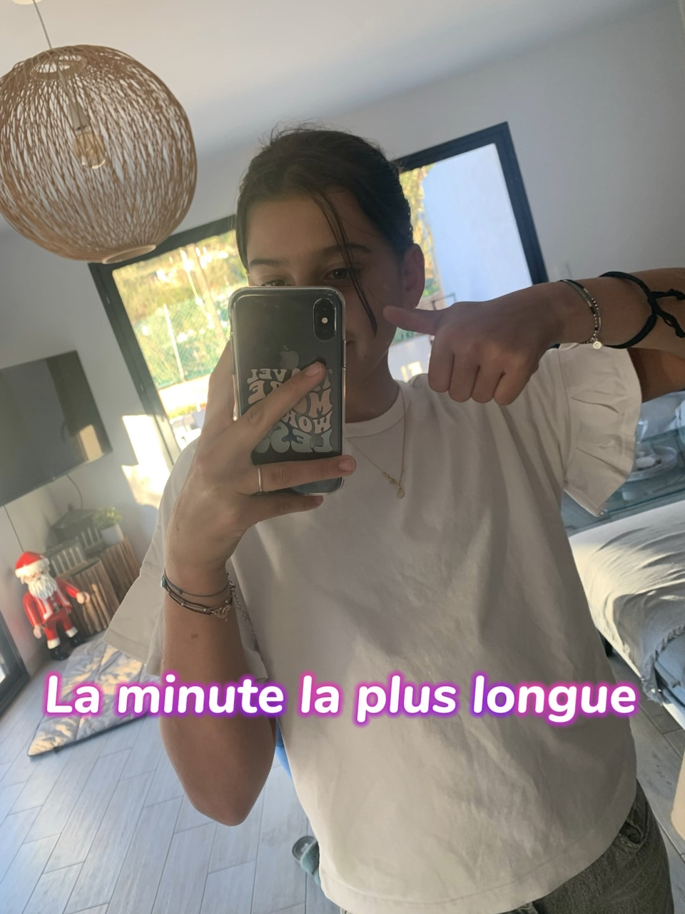 Cette minute ! 