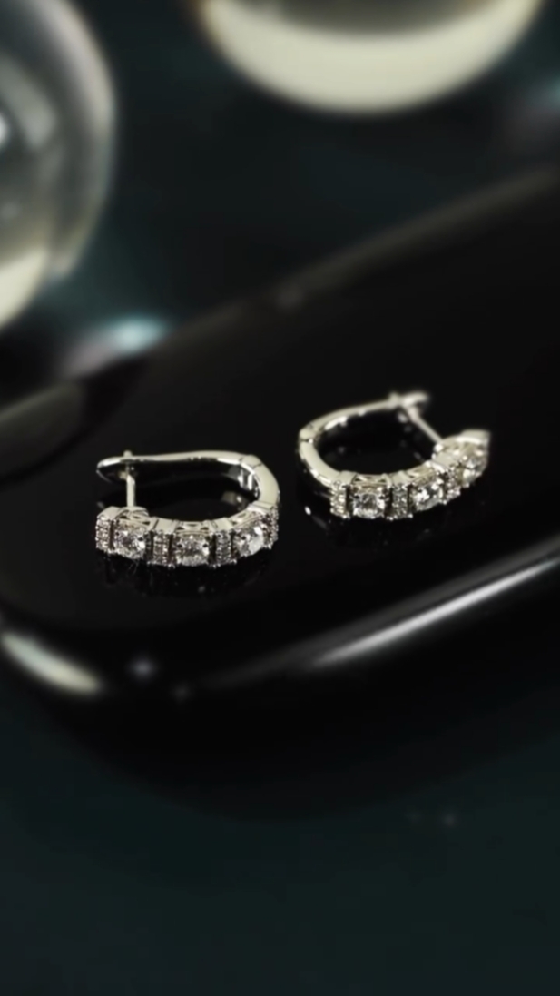 New Jewellery 