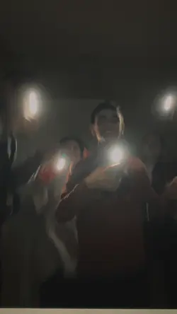 Flashlight dance 