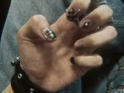 𝐋σʋҽ .  𝐦ҽ ?