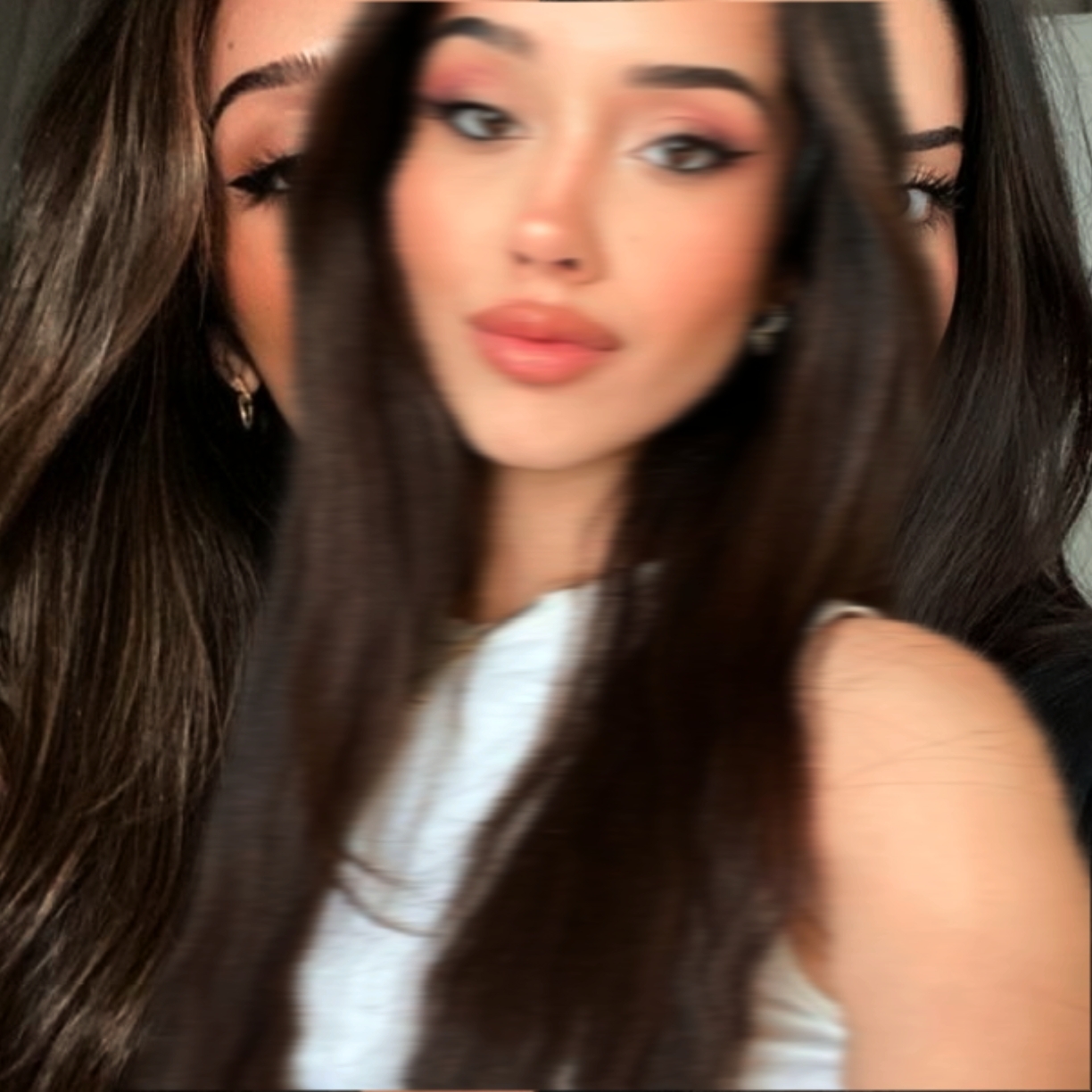 UNLIKE ME X YESHAA 