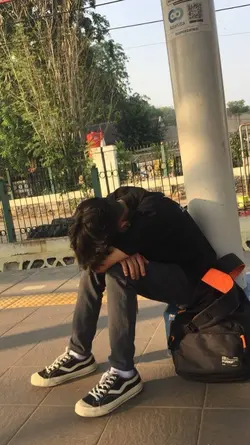 titik terendah laki"
