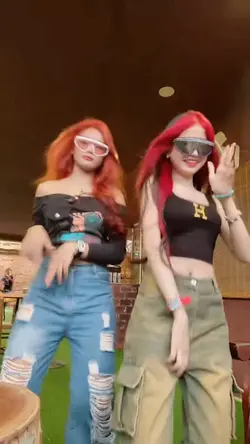 រាំក្បាច់ Makarina 