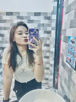 ជីវិ|.តត្រូវការលុយមិនមែនប្រុស.😗