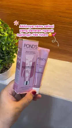 Pond’s Clarity Cream