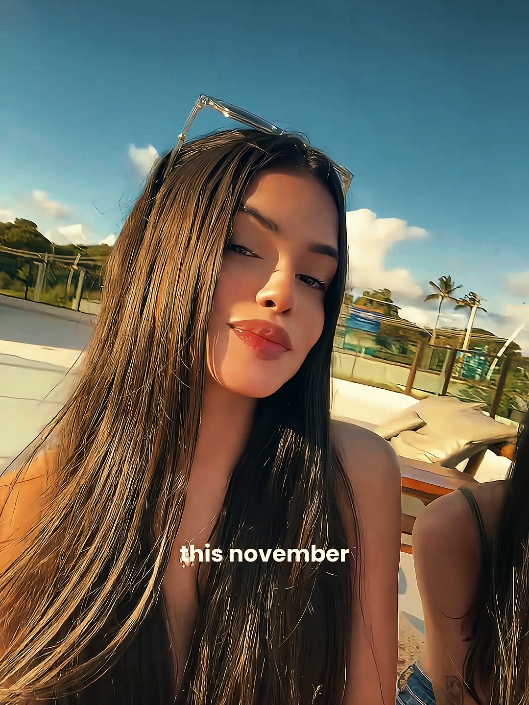 November lalu VS