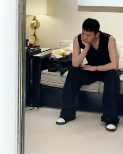 BABALAR SÖZÜNÜ TUTAR