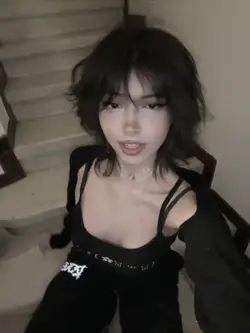 Birthday seeegggzzxx