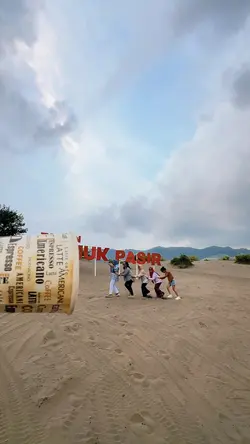 Pesonajeepgumukpasir