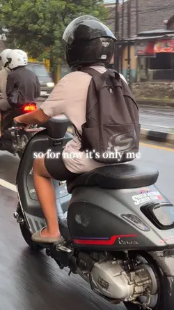 We Can’t be friends