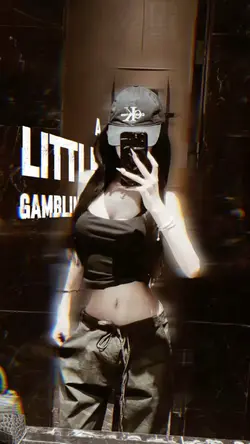17. POKER FACE
