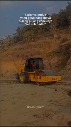 KERJANYA DUDUK!! 