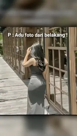 P:Adu foto belakang 