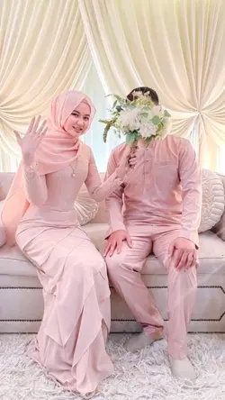 sudah di Inai2 kan