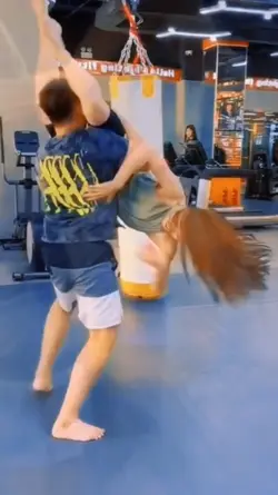 K. O... 