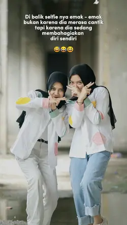 di balik selfi emak2