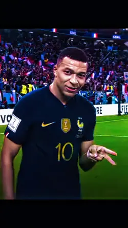Mbappé reverse edit