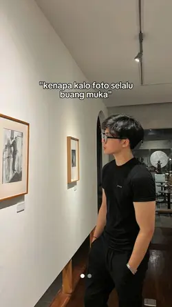 knp foto buang muka