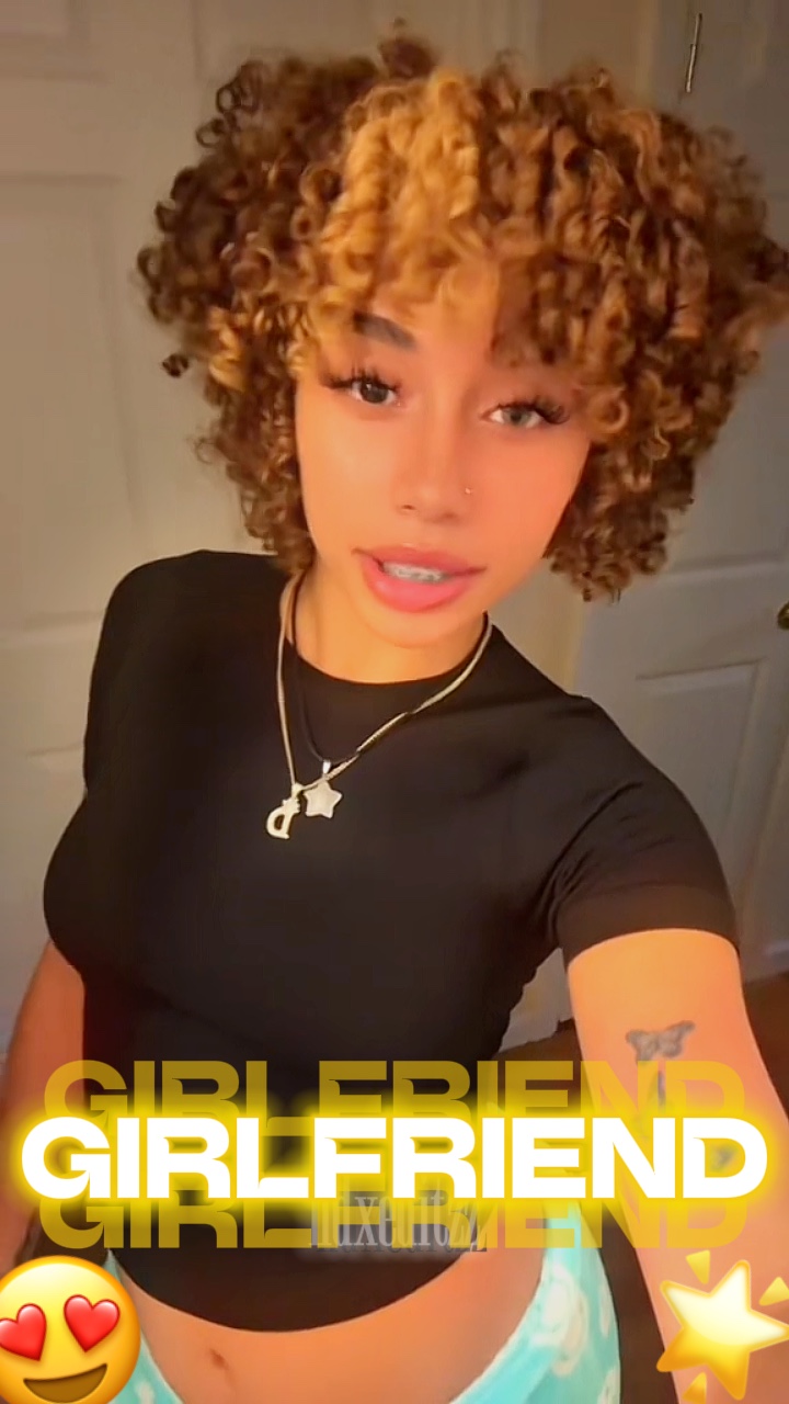 YOUR GIRLFRIEND😍🌟