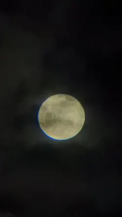 bulan malam estetik 