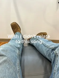 😢