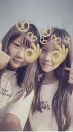 ^我們會做永遠的朋友對嗎?^
