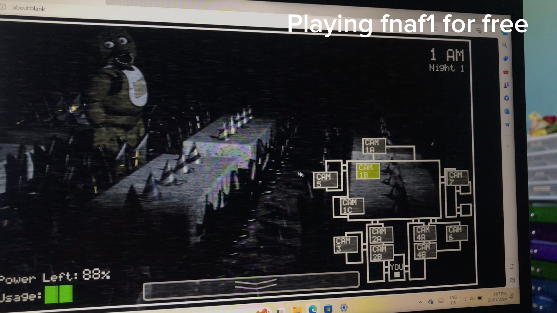 Playing fnaf forfree